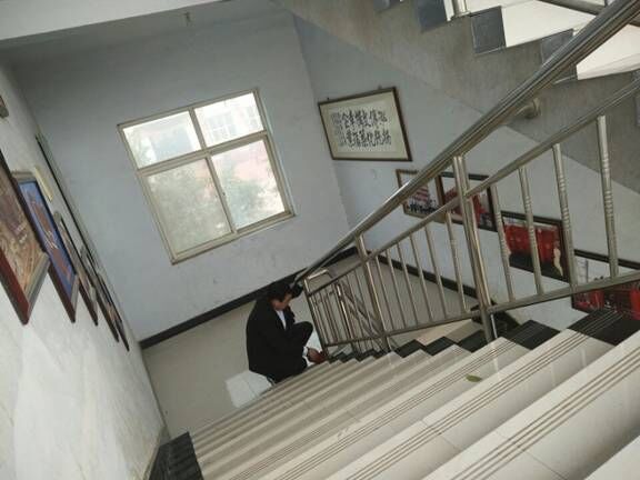 “其身正，不令而行；其身不正，雖令不從”