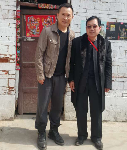 “慶兩會(huì) 話感恩”傳遞愛(ài)心齊聚彎柳樹(shù)村